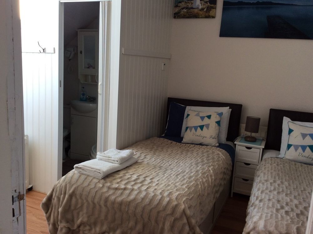Lighthouse Guest House Whitley Bay Esterno foto