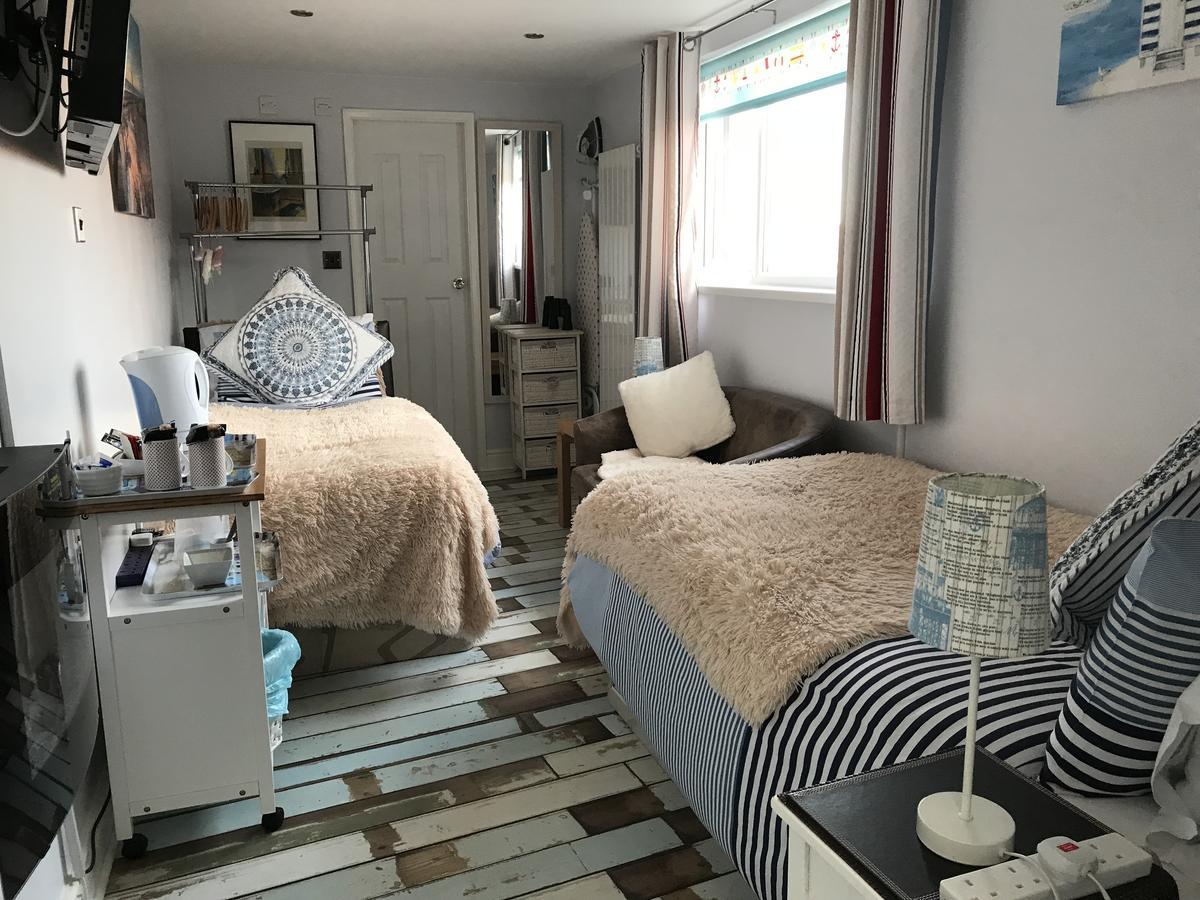 Lighthouse Guest House Whitley Bay Esterno foto